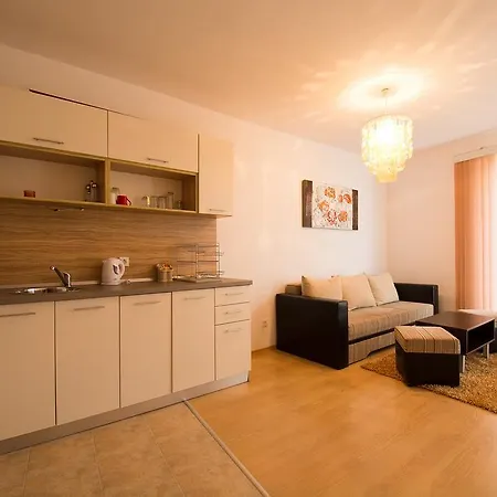 Mina In Tzarevo Апартаменты