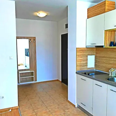 Апартаменты Mina In Tzarevo