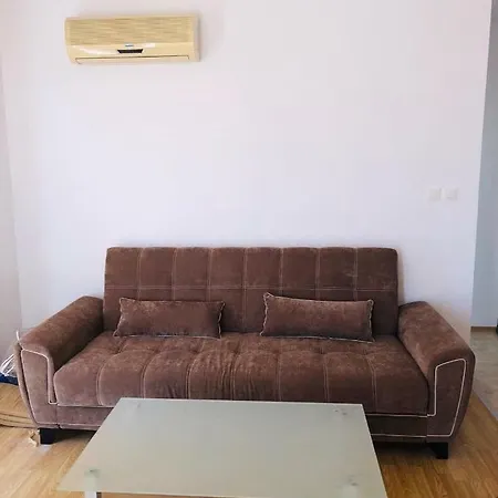 Mina In Tzarevo Апартаменты *