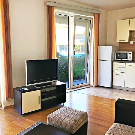 Mina In Tzarevo Apartment *